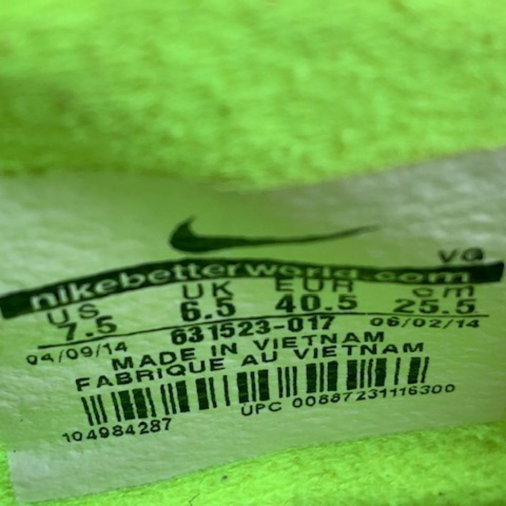 Nike tiempo futsal/indoor soccer sneakers - Picture 6 of 6